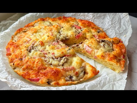 Видео: ПИРОГ за 1 минуту лучше ПИЦЦЫ! Тесто на кефире замешиваю ложкой + любая начинка!