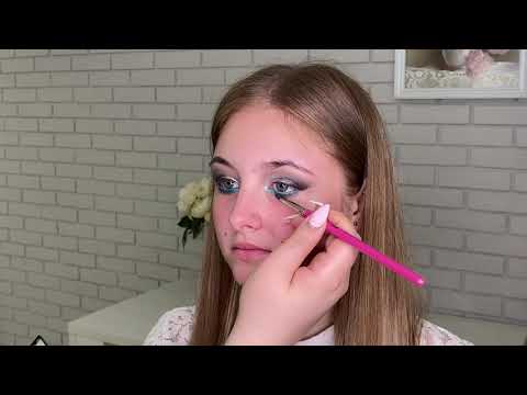 Видео: Макияж в серых тонах / Makeup in gray tones