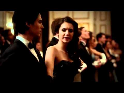 Видео: Дневники Вампира (Елена и Деймон Если ты со мной)