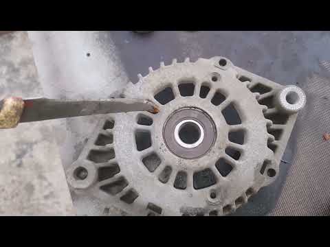 Видео: Обслуживание генератора ДВС от Chevrolet Epica