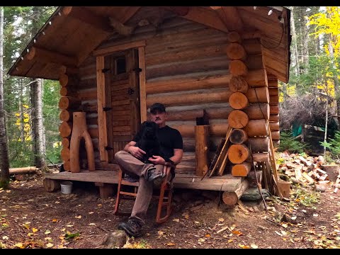 Видео: Осень в удалённом бревенчатом домике, затерянном вдали от цивилизации