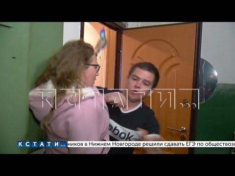 Видео: Мать и отец устроили драку, пытаясь поделить ребенка после развода. Пришлось вмешаться полиции.