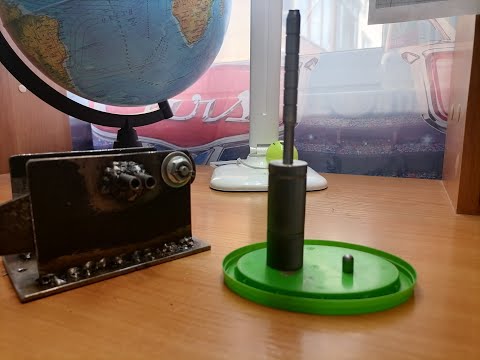 Видео: Матрица для изготовление полнотелых пуль калибра 6,35. И станок для резки свинцовой проволоки.