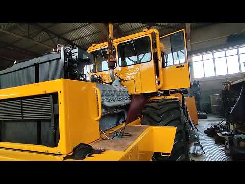 Видео: Запуск трактора КИРОВЕЦ К-701 после капитального ремонта. Обзор по цеху.