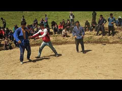 Видео: ШАХБОЗ ПАХЛАВОН АЗ ДЕХАИ РАХМОНОБОД САХНАРО ОБОД КАРД