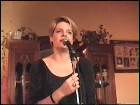 Видео: В.Полозкова - "И не то чтоб прямо играла кровь..."