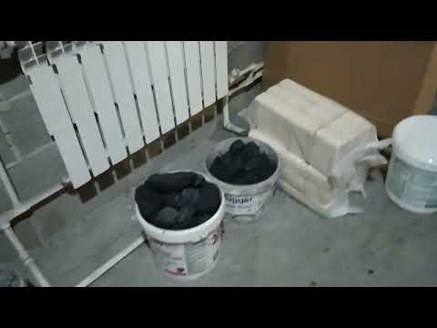 Видео: Разжечь уголь брикетом или дровами?