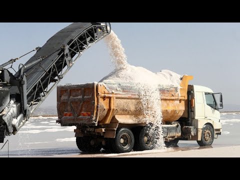 Видео: Как добывают соль. Самые интересные месторождения | Как это делается