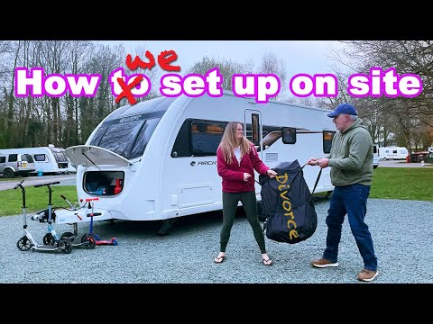 Видео: Как мы устанавливаем наш караван на месте