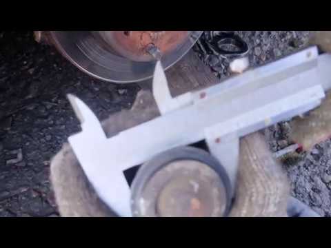 Видео: Замена новых шаровых на новые, без снятия рычага