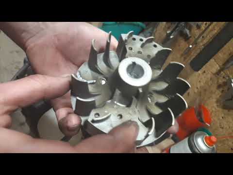 Видео: Бензокоса Forte БMK-2800 - когда взял покосить...