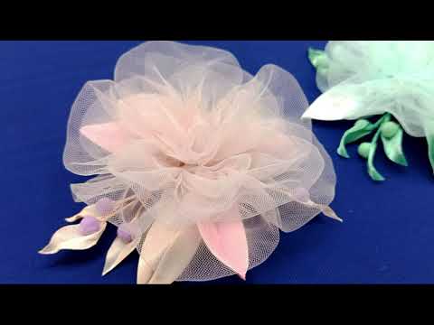 Видео: Фатиновая нежность. Просто и элегантно. Повторить не составит труда.