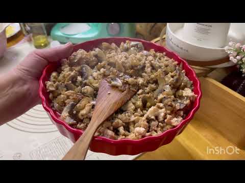 Видео: Пироги - рулеты с мясом , и с курицей, грибами и сыром ! Тесто простое и очень вкусное ! 👍❤️