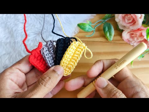 Видео: 4 схемы вязания животных крючком, которые заставят каждого захотеть иметь такую! (с субтитрами)