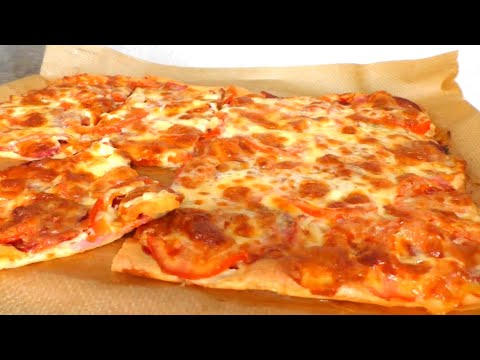 Видео: Быстрая ПИЦЦА 🍕За 15 минут в духовке🍕Заливная пицца 🍕Тесто для пиццы за 5 минут