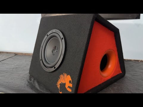 Видео: DL Audio Piranha 6,5A (Сверхкомпактный активный сабвуфер)