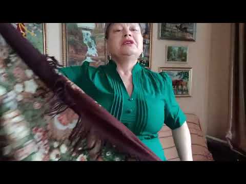 Видео: Павловопосадские платки в размере 146 см с шерстяной бахромой.