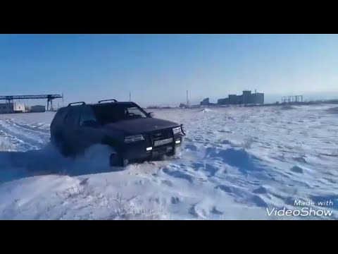 Видео: Opel Frontera по снегу. Первый выезд.