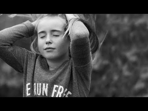 Видео: ВСЕ что Тебе НУЖНО Знать о ЧЕРНО-БЕЛОЙ фотографии!