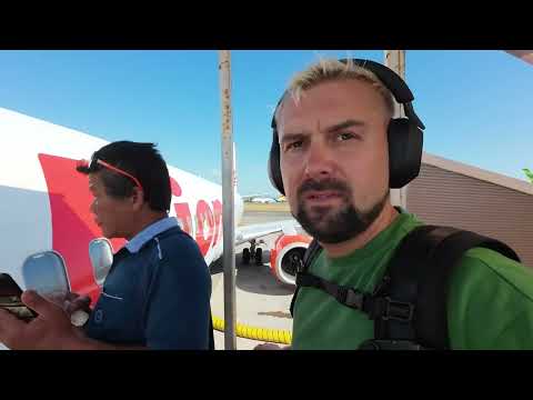 Видео: Визовое приключение: История моего полета в Джакарту
