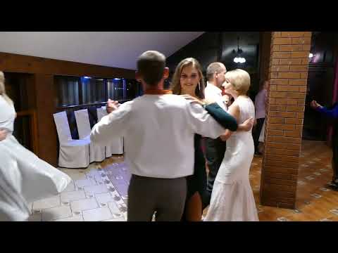 Видео: ВЕСІЛЛЯ СЕБЕ БУЙНО ПОЧУВАЄ. ГУРТ РОСА