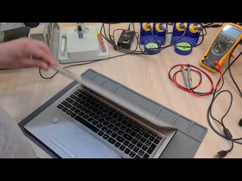 Видео: Lenovo IdeaPad 300 висит в перезагрузке
