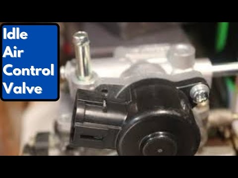 Видео: как заменить клапан регулировки холостого хода на Nissan Maxima 1995-2003 годов