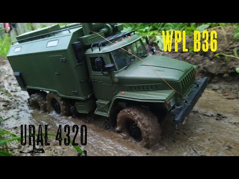 Видео: RC Урал 4320 зарубился с колхозной самоделкой на бездорожье. WPL B36 mud off road action.