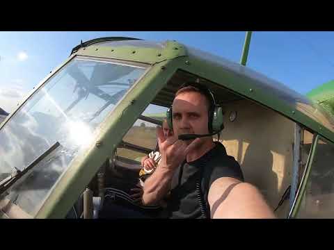 Видео: Полёт на Ан-2: от запуска двигателя до посадки - легендарный звук