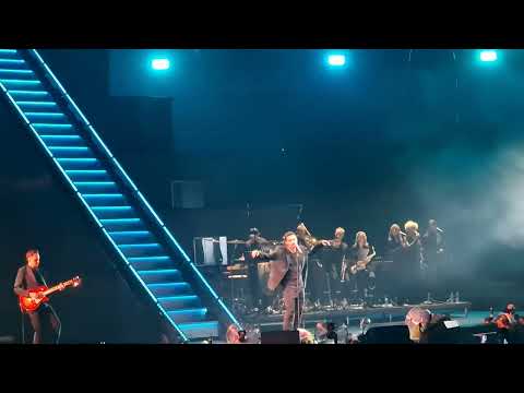 Видео: Дима Билан - Ты Должна Рядом Быть (Невозможное Возможно, Минск, Беларусь, 16.11.2024)