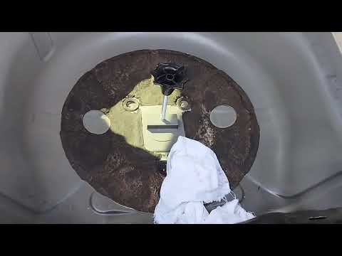 Видео: Откуда вода в багажнике Cobalt (Ravon R4)