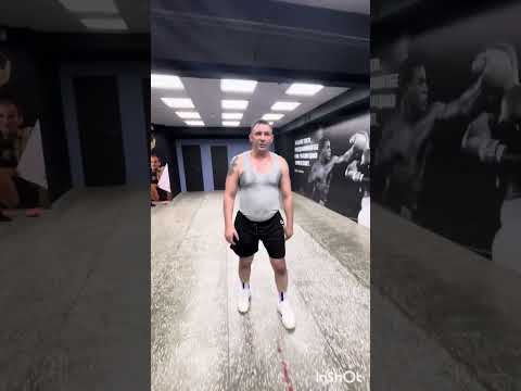 Видео: Бокс. Подводящее упражнение ☝️😉