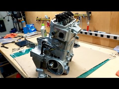 Видео: Ремонт двигателя Polaris Ranger 800. Часть 2: Переборка и установка