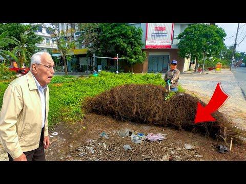 Видео: Чистим грязные тротуары простыми инструментами – Каждый мусорный мешок – мой пот