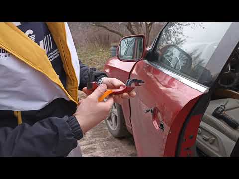 Видео: Ауди, замена сенсорных датчиков в дверных ручках