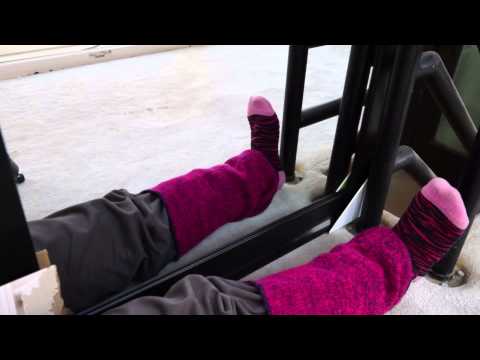 Видео: AmputeeOT: Как проводить зеркальную терапию при фантомных болях