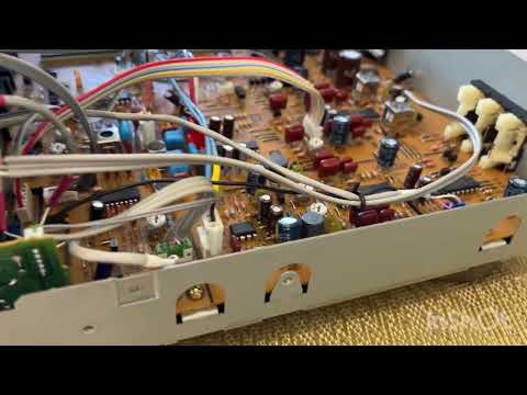 Видео: Касетна дека Sony tc k677es | заміна пасиків покроково. Ч 1