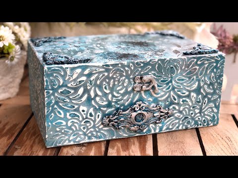Видео: Как сделать рельефы и фактуры в технике декупаж на дереве. ЖИТЬ