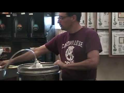 Видео: Нержавеющая бочка для вина с пневмокрышкой (Инструкция)