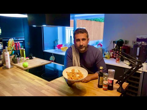 Видео: ASMR Кухня: Паста с козьим сыром (& теплый яблочный пирог)