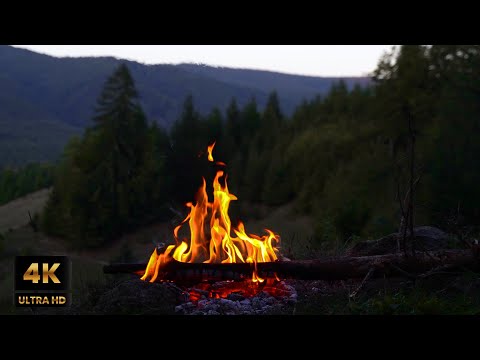 Видео: Ночной костер в горах в 4K UltraHD | 3 часа расслабляющего огня и звуков природы