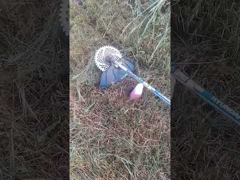 Видео: Триммер Hyundai Z456