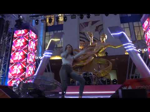 Видео: Cosmos Girls - Мама Ама Rich и Я Худею(SoundCheck,ЖаравВегасе,Вегас Мякинино,17.2.19)