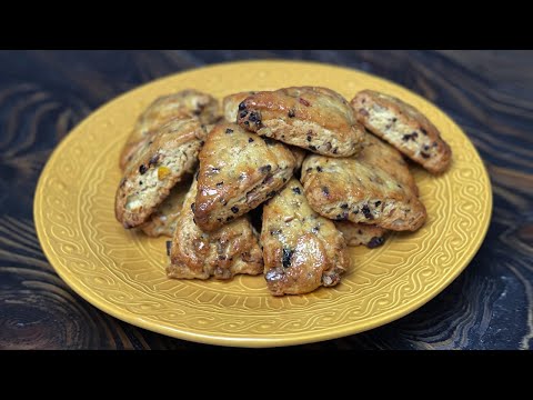 Видео: АНГЛИЙСКИЕ БУЛОЧКИ "СКОНЫ" 🥐🍇| Рецепт традиционной британской выпечки за 30 минут 😱