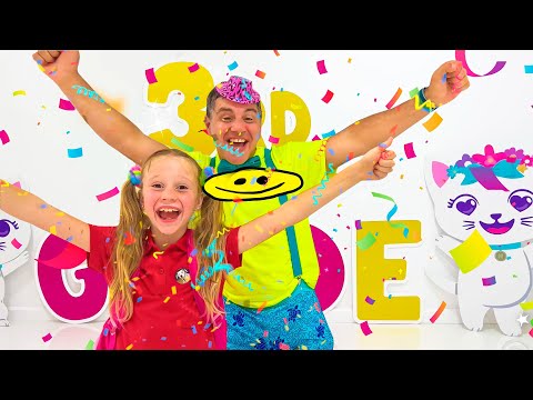 Видео: Настя в 3 классе! Школьные истории