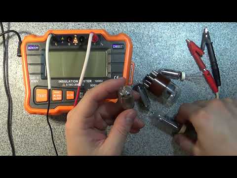 Видео: Проверка ИН-8 ИН-1 ИН-16 Hivac XN11 ИН-14 мегомметр ОЧЕНЬ нужный прибор!