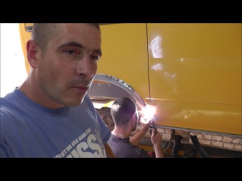 Видео: Ford Transit. Точная подгонка задней арки. КАК СЕБЕ))
