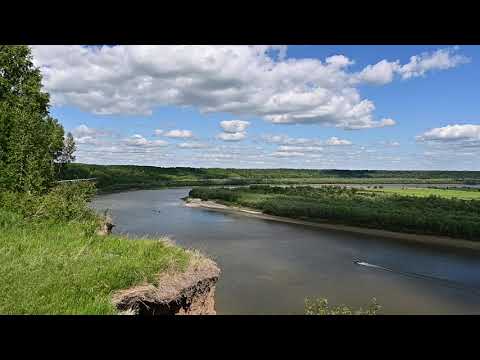 Видео: Тобольск (Тюменская область) - Чувашский мыс. Вид сверху. Панорамный вид реки Иртыш.