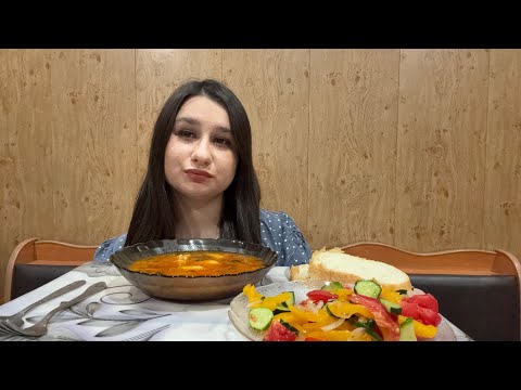 Видео: Мукбанг / рисовый супчик 🍜 , овощной салат! Родные братья не общаются между собой 😪😞