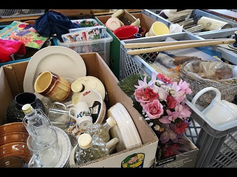 Видео: Поход на барахолку в Германии. Что было в старом кувшине?